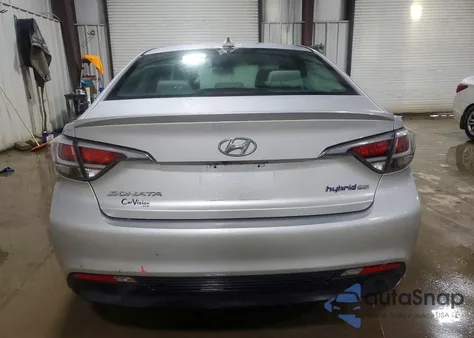 2016 Hyundai Sonata Hybrid z USA, uszkodzony, nr VIN KMHE24L11GA037134